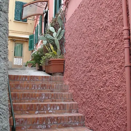 Aaut Vernazzola